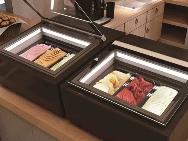 Gelato serving display from the existing website; no equipment package is claimed