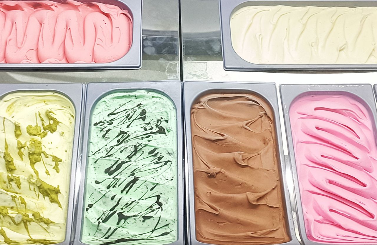 Gelato trays from the existing Gelato Express website